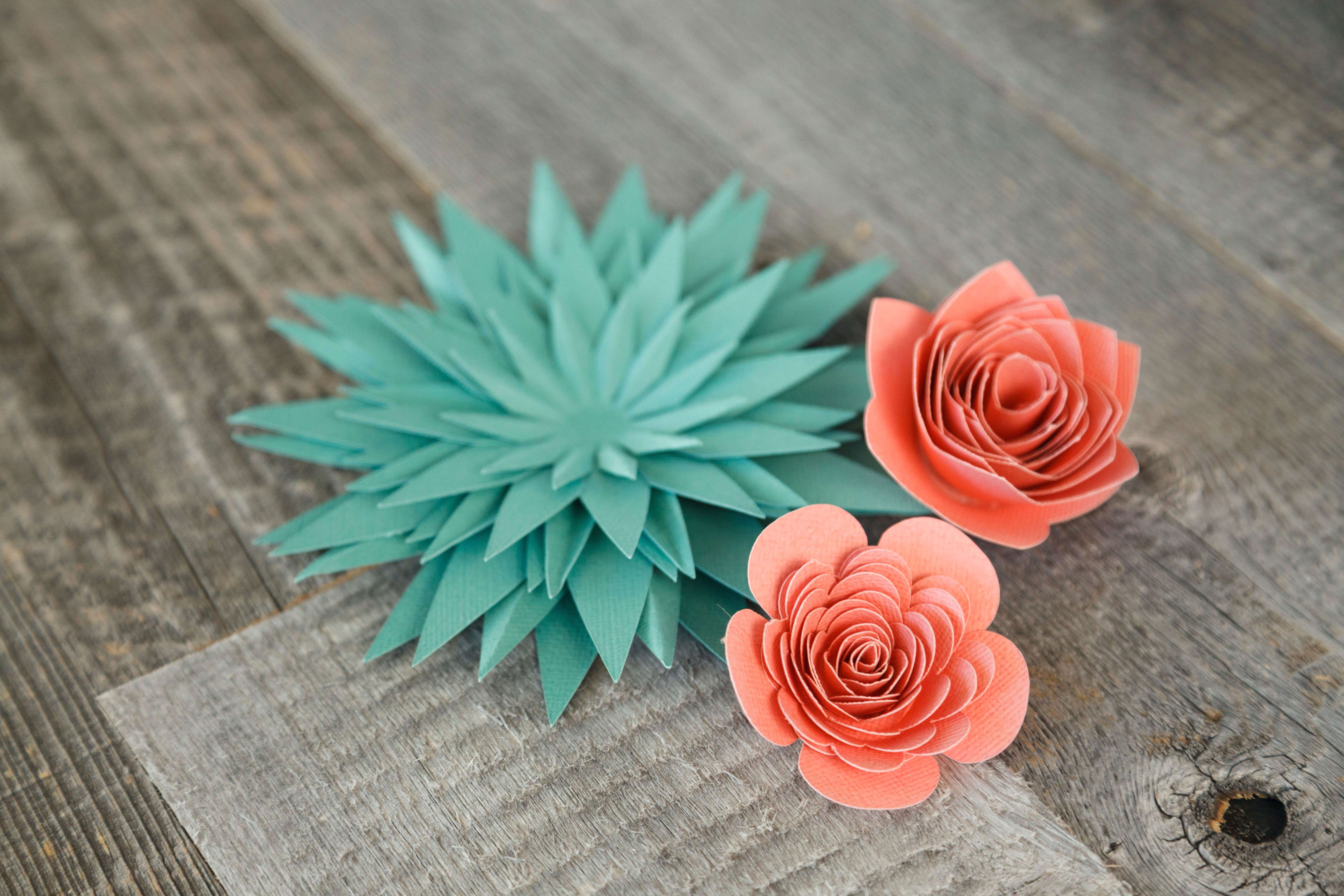 paper flowers make them now with the cricut explore air machine in cricut design space