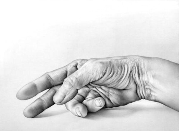 i find hands one of the hardest things to draw and in my eyes whoever drew this has a lot of talent
