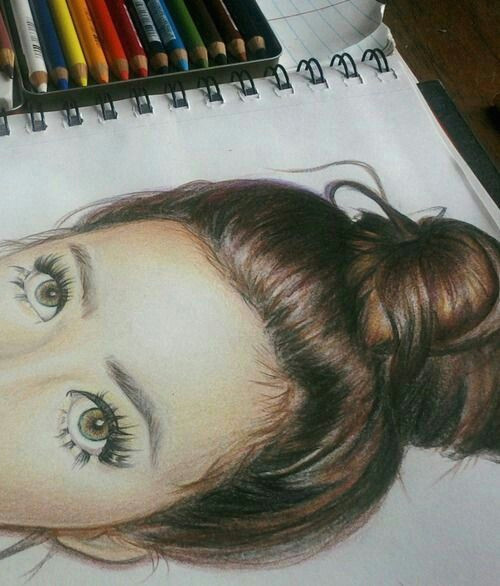 the hair on this colored pencil drawing kind of reminds me of zoella s hair