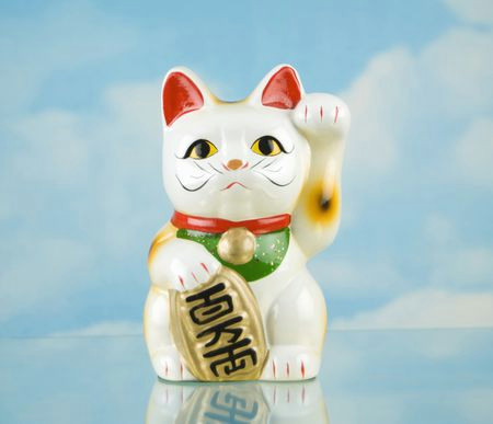 feng shui use of the lucky cat