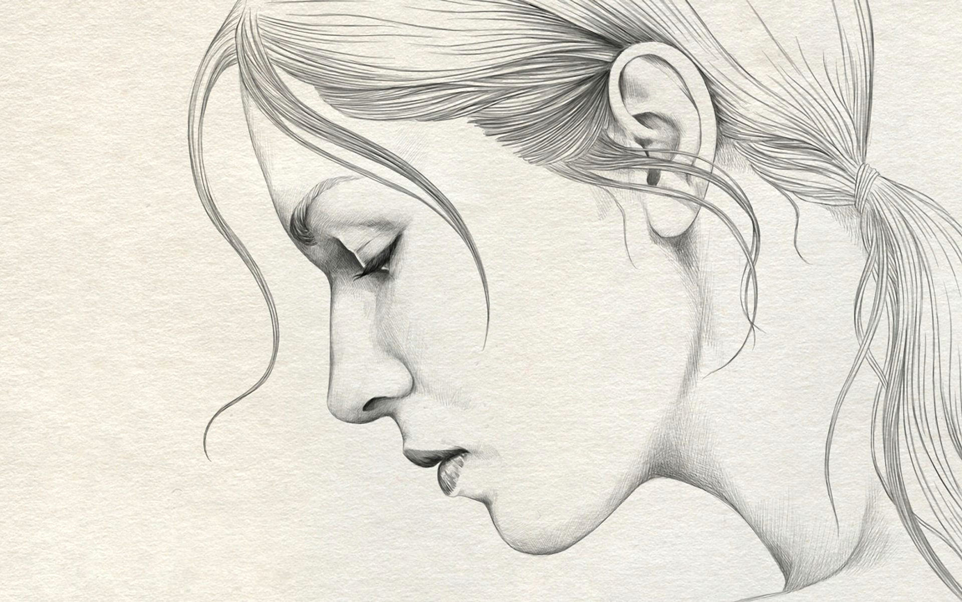simple pencil drawing of lady face side