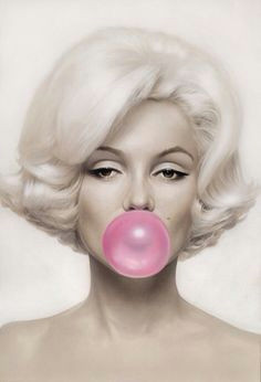 marilyn monroe blowing a bubble with pink bubble gum art marilyn monroe pop art marilyn