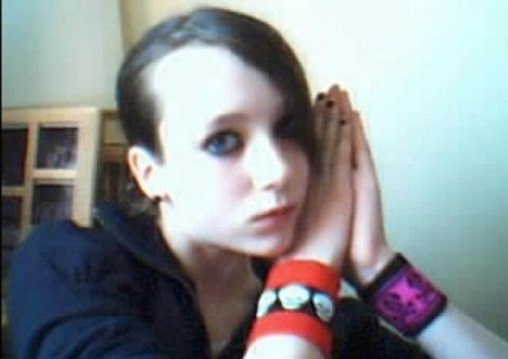 everything to live for school student hannah bond hanged herself not long after showing her father the cuts on her wrists as part of her emo initiation