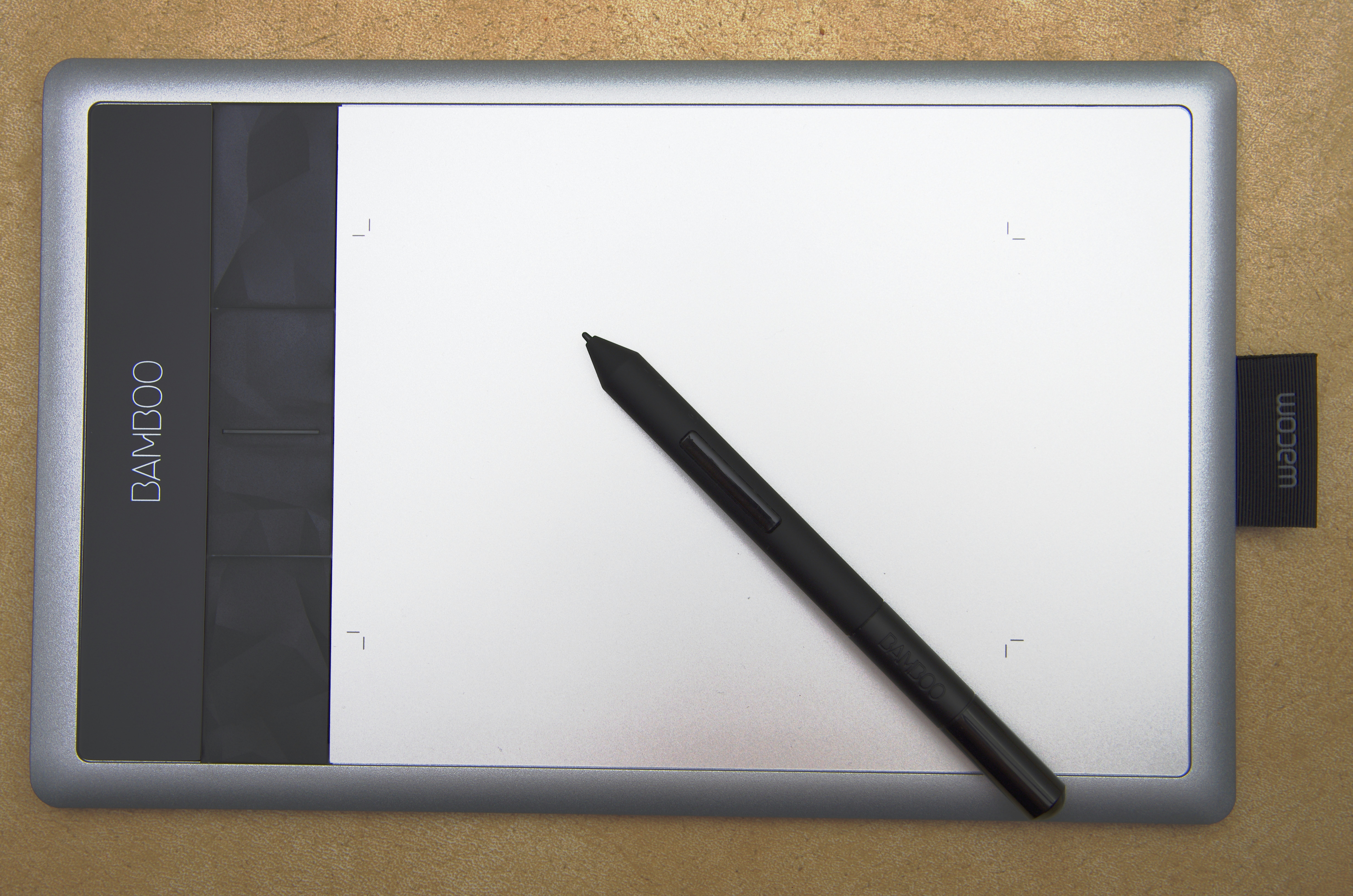 wacom bamboo capture tablet and pen jpg