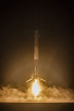 falcon 9 first stage landing spacex spacex rocket spacex falcon 9 space shuttle