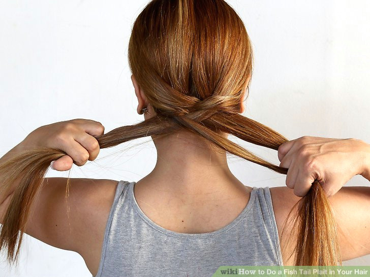 aid1788540 v4 728px do a fish tail plait in your hair step 5 version 5 jpg